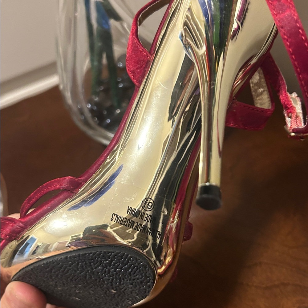 Bonnibel Red Size 6.5 Strappy Heels with Floral Accents - Picture 7 of 10
